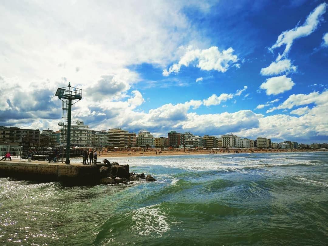Hotel Fucsia Riccione Dış mekan fotoğraf