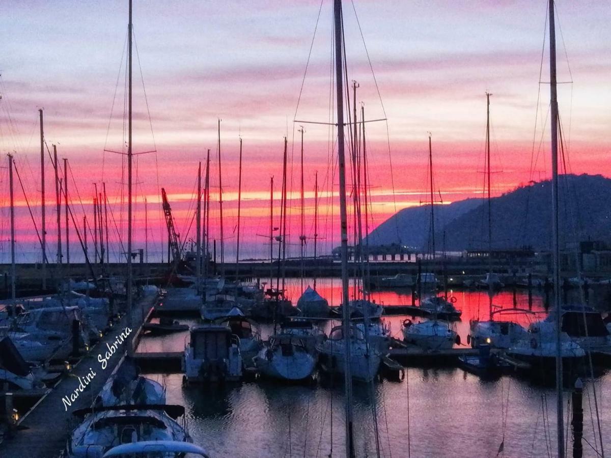 Hotel Fucsia Riccione Dış mekan fotoğraf